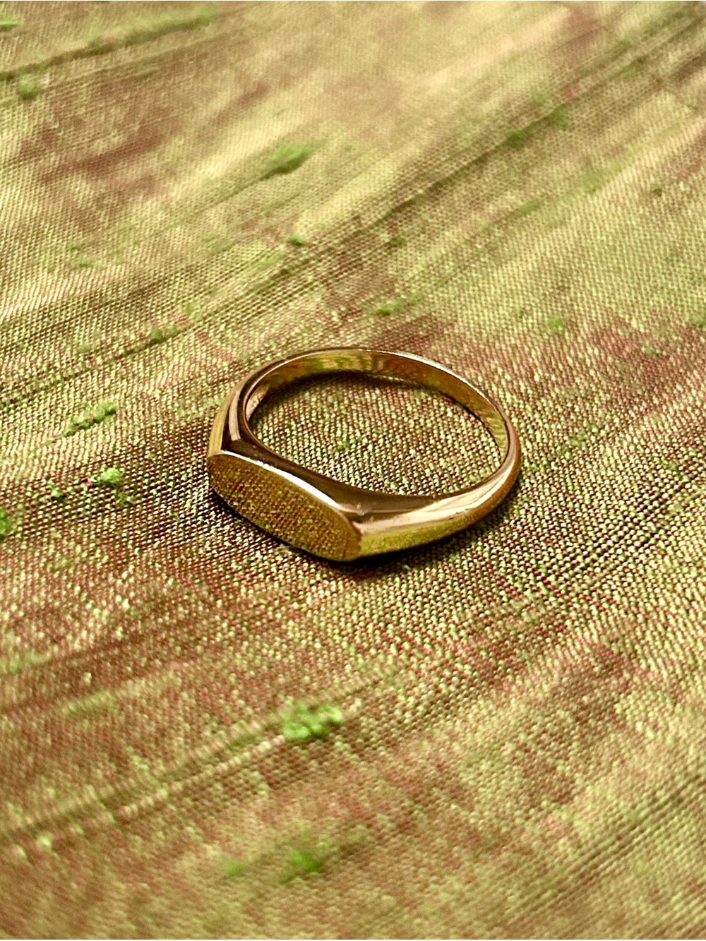 Bing Bang NYC Oval Signet Ring in Yellow Gold, sz 8